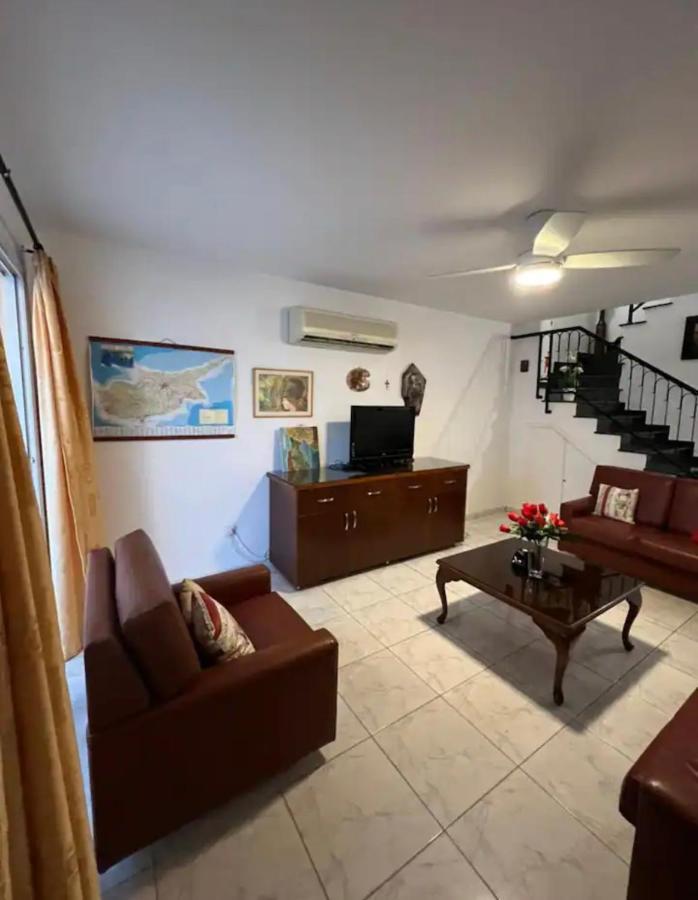Marias Spacious Aparment Paphos Exteriér fotografie